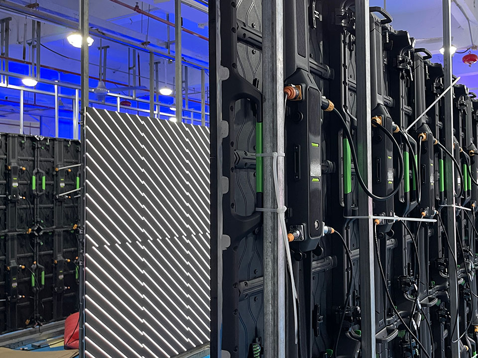 Indoor P3.91mm Portable LED Video Wall DII 500x500mm Hangel LED